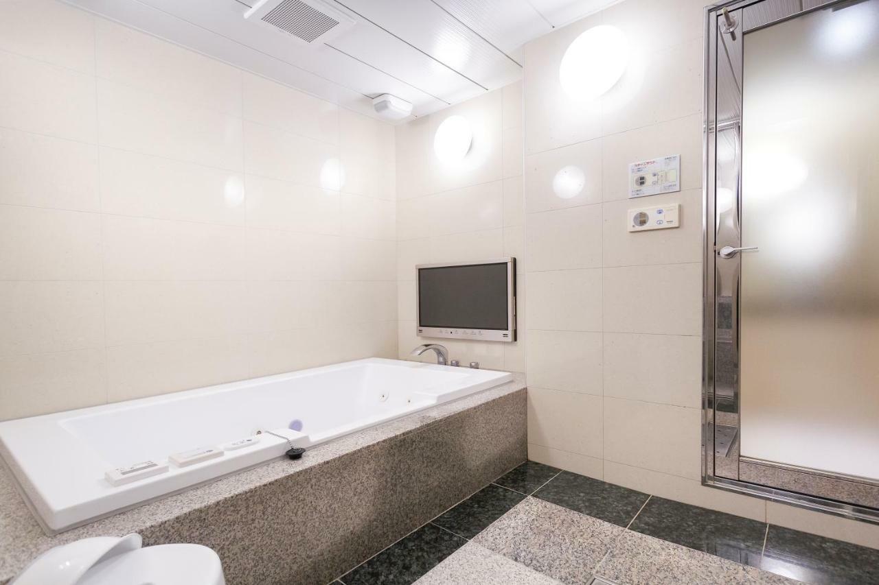 Lucky Sun Hotell Nishinomiya Eksteriør bilde